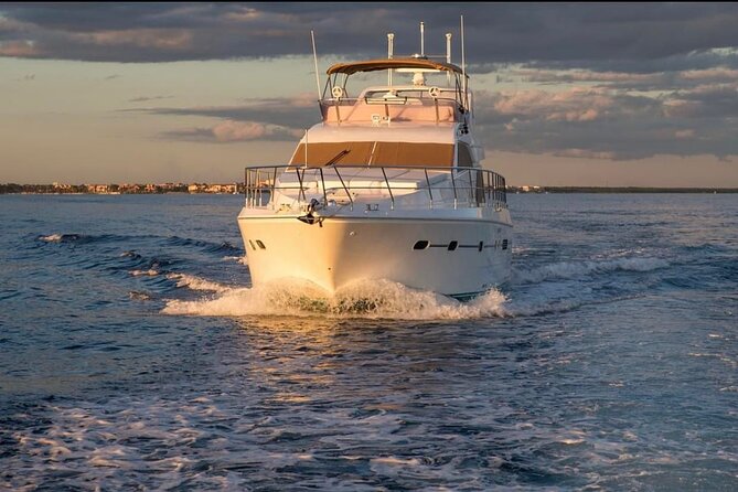 2 Hour Sunset- 60' Neptunus Tulum, Playa del Carmen, Riviera Maya - FAQ
