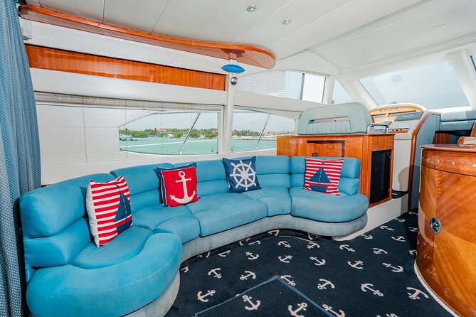 4 Hour 50' Azimut Yacht All-Inclusive in Tulum & Playa del Carmen - Price and dock fees: how to judge value for a group up to 15