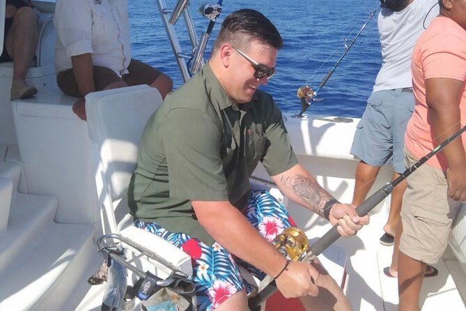 4 Hour Private Fishing Tour in Puerto Aventuras Riviera Maya - Targets you can realistically expect to hear about