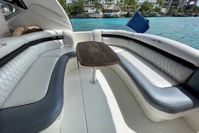 5-Hour Private 40' Yacht 2-Stop Tour to In-Ha reef with Food, Drinks & Snorkel - Who this tour is best for