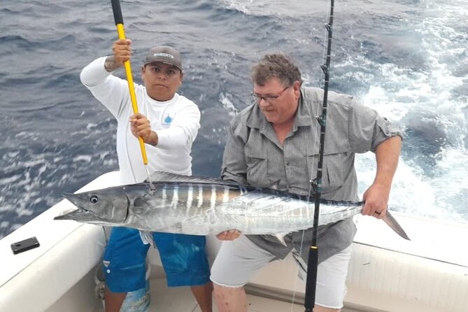 6 Hour Private Fishing Tour in Puerto Aventuras Riviera Maya - Snorkeling, Coral, and Paddle Board Time Without the Extra Hunt