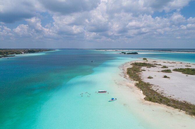 7 Colors Bacalar Lagoon Tour from Playa del Carmen & Tulum - Cenote swims: Esmeralda and Cocalitos