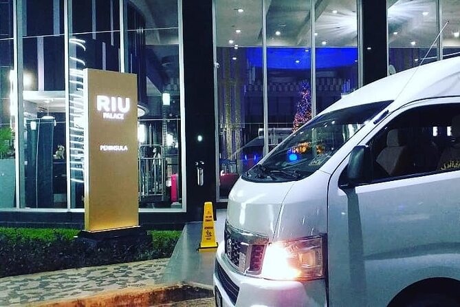 Airport Transfers to Akumal - Private van (ROUND TRIP) FLAT RATE - The 15-minute hotel wait rule: why it matters on the way back