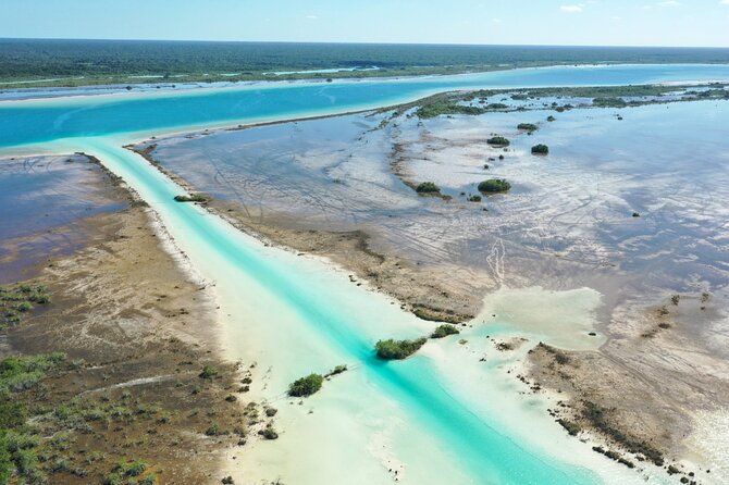 Bacalar Legends and Colors - Comfort, Food, and Group Size on Ekinox Tours