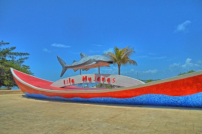 Beach Escape: Isla Contoy and Isla Mujeres with Snorkeling. - Lunch on the schedule: Mexican comfort with drinks included