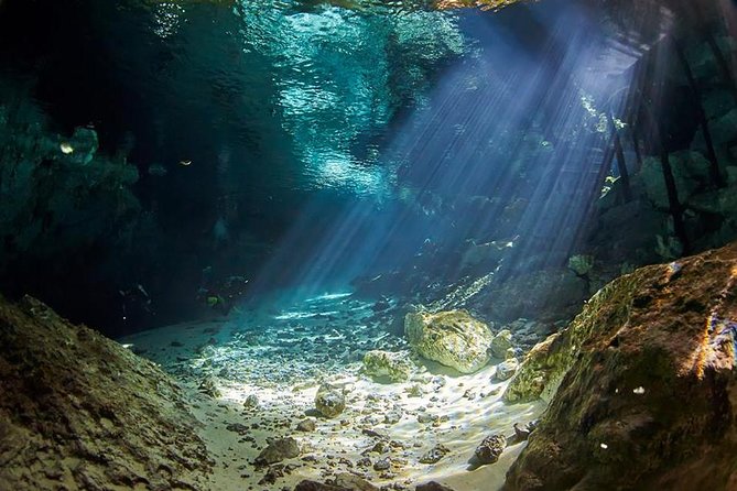 Cenotes diving - Meeting Diversland and getting your gear sorted without stress