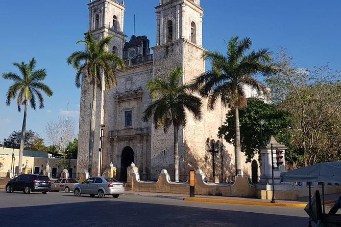 Chichen Itza - Transport, Timing, and Group Size in the Real World