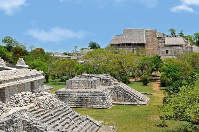 Chichen Itza, Cenote Hubiku and Ek Balam Reduced Group - Lunch buffet and the one-drink reset you actually need