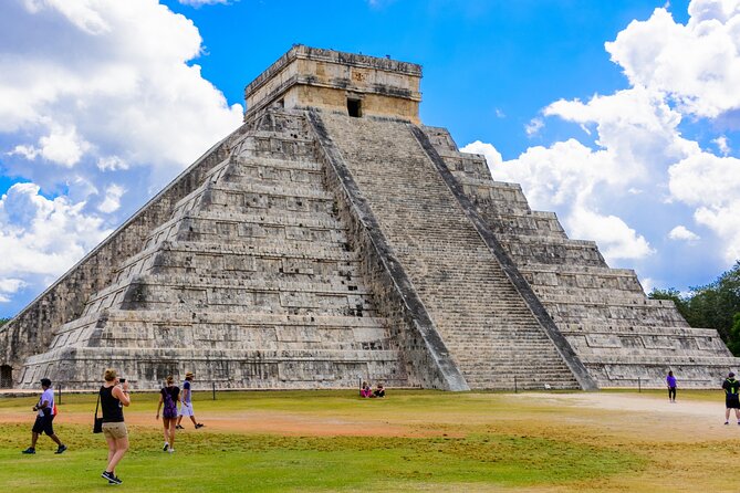 Chichen Itza Early access Tour, with private Cenote & Valladolid - Food, comfort, and the little inclusions that add up