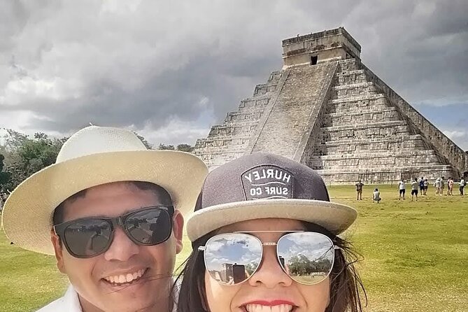 Chichén Itzá Kukulkan & Swim in Two Cenotes - Real Mayab Hotel & Bungalows Buffet: Lunch Without the Drinks