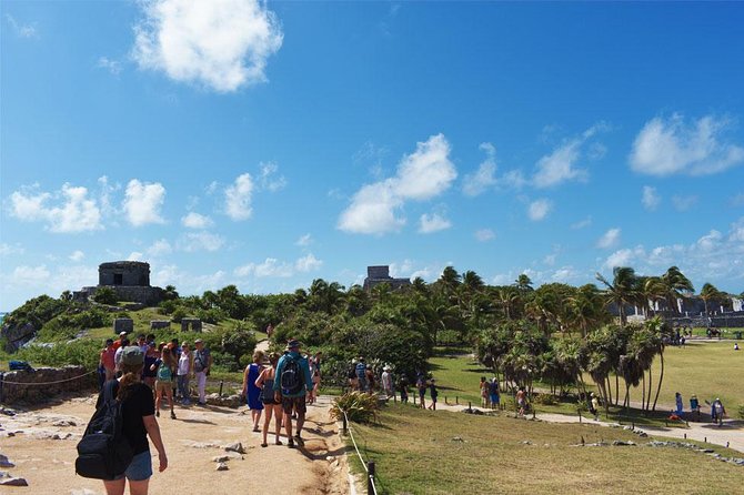 Combo Tour: Tulum, Cenote and 5th Avenue in Playa Del Carmen from Cancun - Stop 3: Quinta Avenida in Playa del Carmen—food, crafts, and shopping time