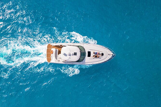 Cozumel Private Yacht and Snorkel with Lunch and Open Bar Onboard - Price, group size, and what the ferry fee really changes