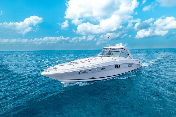 Cozumel Private Yacht and Snorkel with Lunch and Open Bar Onboard - Weather, clothing, and little choices that make the day easier