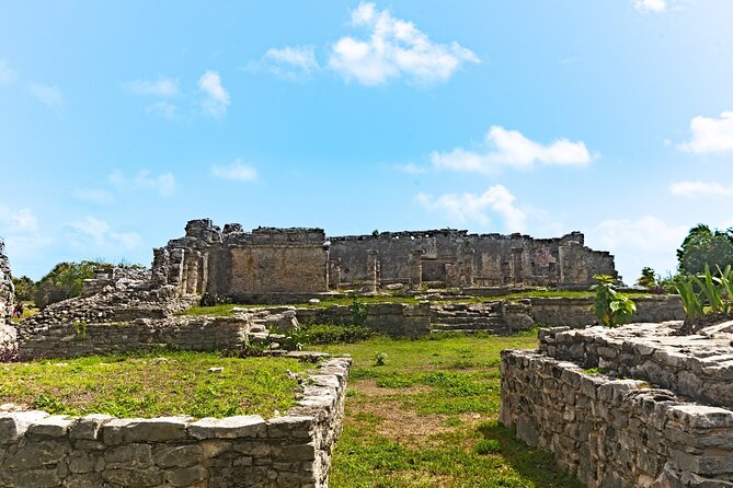 Day Trip to Tulum, Coba Ruins, and Cenote Cave in Riviera Maya - Tulum by the Sea: Ruins With a Different Mood