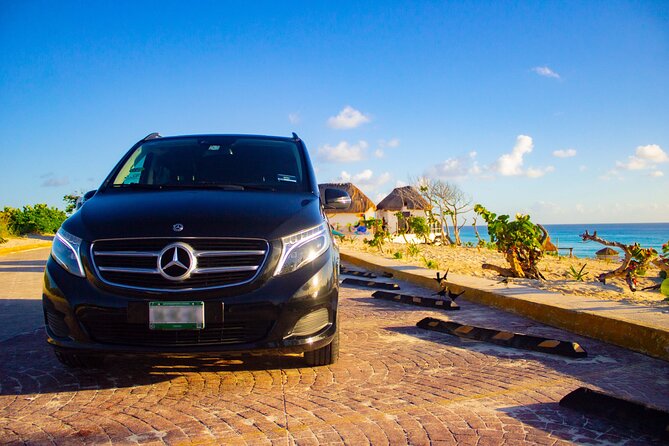 Departures in Mercedes Benz from Playa del Carmen to Cancun Airport - Who this transfer fits best