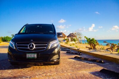 Departures in Mercedes Benz from Puerto Aventuras to Cancun Airport - Price value: $148 per group (up to 5) and what that means