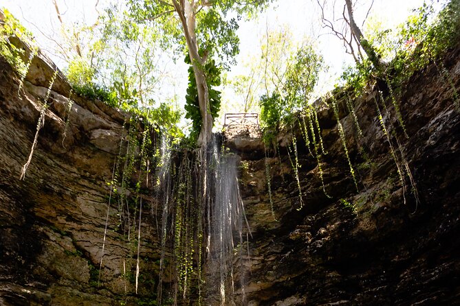 Ek Balam, Mayan traditions and cenote Chichikan - Stop 3: Uayma’s Santo Domingo Temple and Ex Convento in 20 Minutes