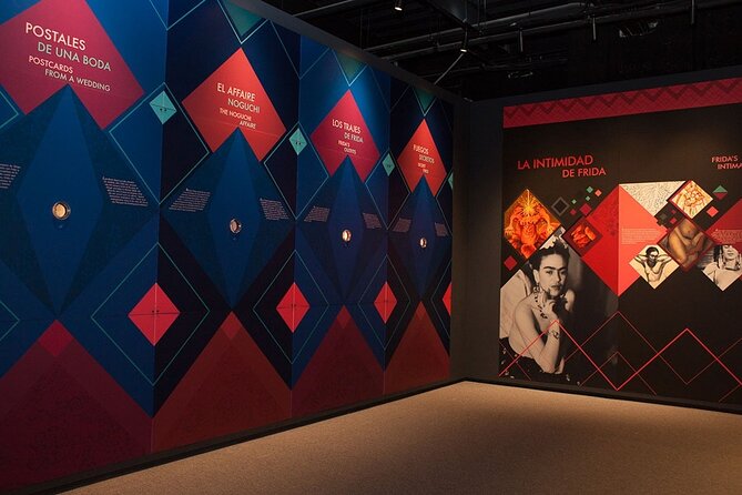 Entrance to the Frida Kahlo Museum in Riviera Maya - English clarity: a practical heads-up