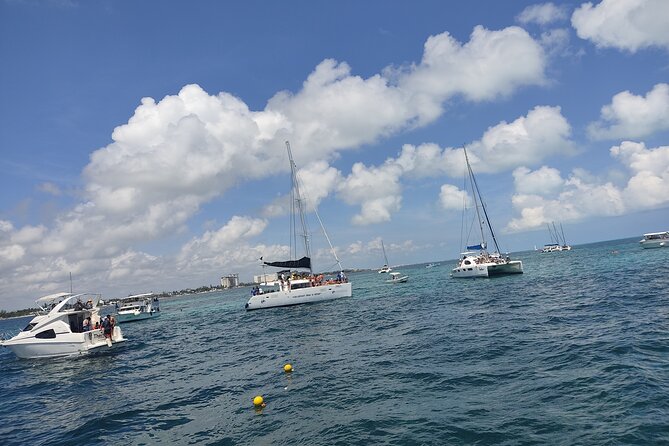 Fantastic Day Isla Mujeres Unlimited Catamaran from Riviera Maya - Isla Mujeres downtown: 45 minutes for souvenirs and walking