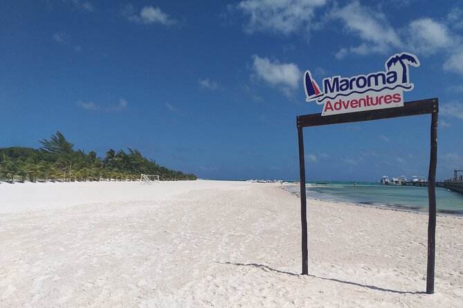 Fascinating beach club at Riviera Maya, full day pass with transport included - Service that can turn into a memory: Beach concierge and Bar Palms staff