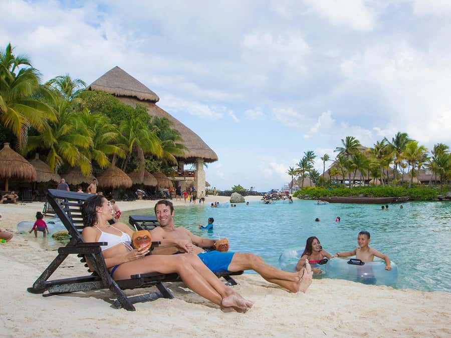 From Riviera Maya: Complete Combo to Xcaret Park! - The Xcaret Mexico Spectacular Show: Folk Stories, Dance, and Timing