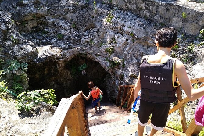 Full-Day Adventure: Tulum, Cobá, Mayan Village & 5th Avenue - Stop 1: Tulum Ruins Overlooking the Sea