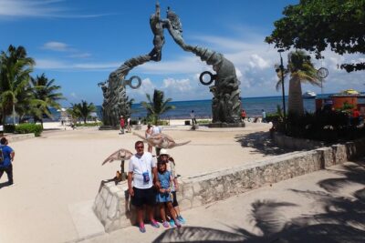 Full Day Knowing Playa del Carmen in Private Tour - Founders Park Monument: Why This Place Has a Story