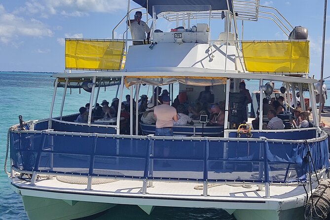 Half Day Sailing at Isla Mujeres from Cancun & Playa del Carmen - Playa Norte swim time and beach club setup