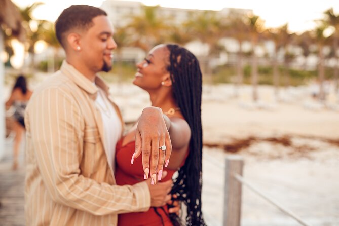 Hire Photographer, Professional Photo Shoot - Playa Del Carmen - What Happens During the Shoot: Professional Posing, Group Fit, and Real Comfort