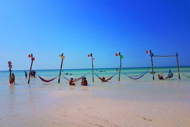 Holbox Island from Playa del Carmen - Lunch and one drink: simple, functional, and worth it