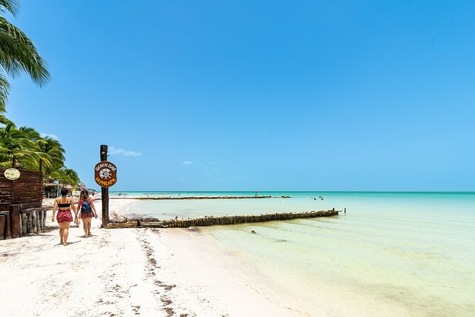 Holbox Island Tour in Mexico with Lunch - Isla Holbox: guided time, then freedom to roam