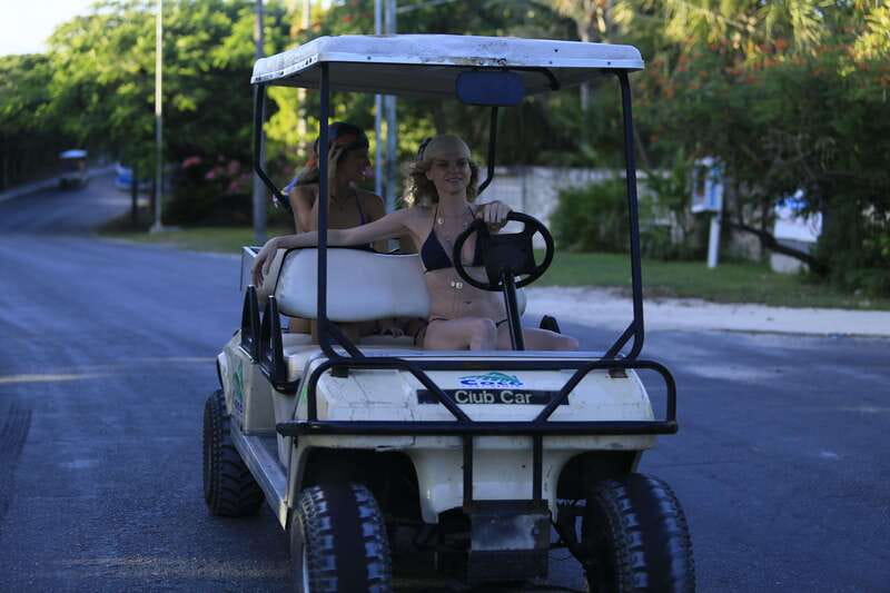 Isla Mujeres: Full Day Private Catamaran with Snorkeling - Transportation and the convenience factor: pickup, dock, and the return