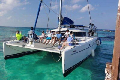Isla Mujeres Plus Experience Catamaran Tour + Snorkel+Lunch - Isla Mujeres Free Time: Playa Norte and the Reality of a Popular Island