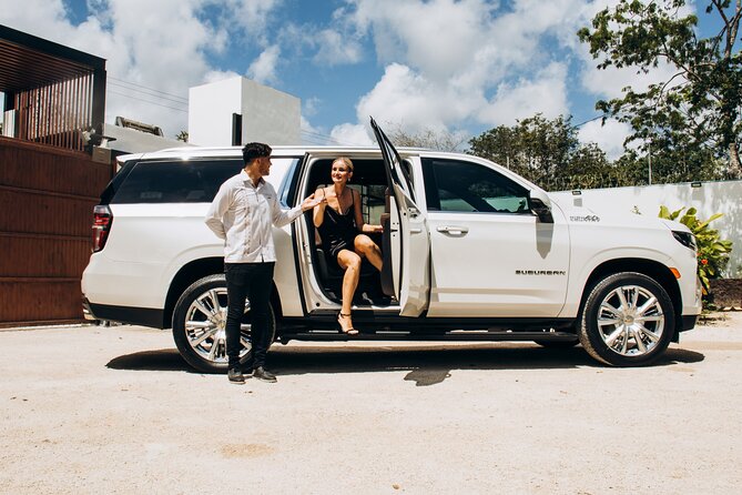One Way Private Transfer Playa del Carmen - Cancun Int Airport - Airport Drop-Off: Getting Parked at the Right Place