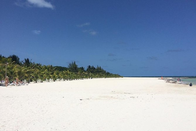 Parasailing in Playa del Carmen with transfer - After You Land: Beach Club Time, Snacks, and How Not to Waste the Wait