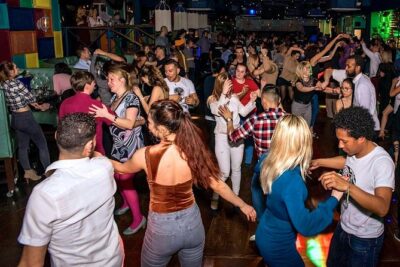 Playa Del Carmen Salsa Lovers Dance Experience - What the Personalized Steps Really Mean for Your Feet