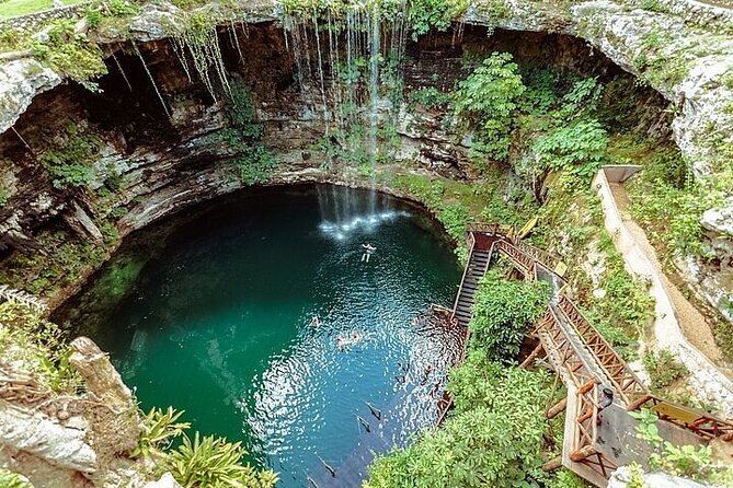 Playa del Carmen to Chichen-Itza up to 13 pax - Private Transfer - At Chichen Itza: what you’ll see once the car drops you