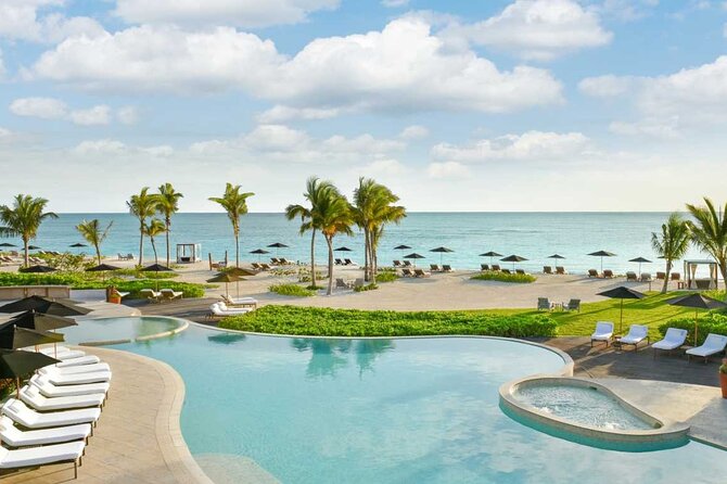 Private Transfer: Playa del Carmen to Cancun Airport CUN by SUV - Driver quality: what the reviews say you should expect