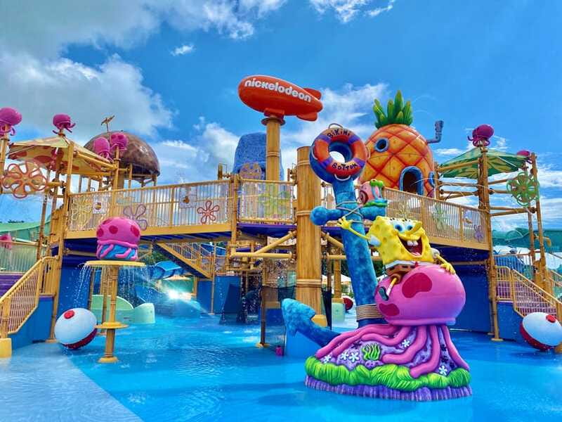 Riviera Maya: Aqua Nick Park - Splash Bites - Wave Ball, climbing wall, and the water walking system for all ages