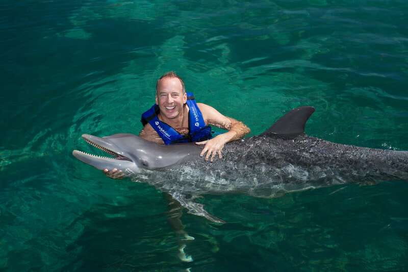 Riviera Maya: Swim with dolphins Primax - The 18 Activities: Physiology, Anatomy, Behavior, and Dolphin Kiss
