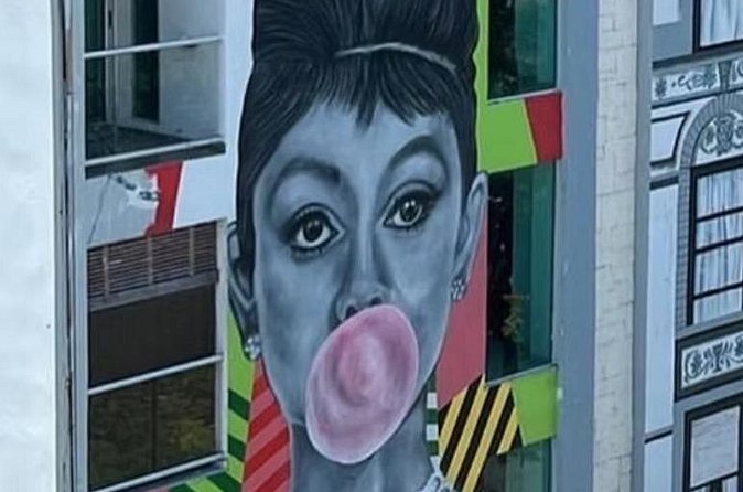 Street Art & Cemetery Cultural Tour - half day - Who This Tour Fits Best (and Who Might Skip It)