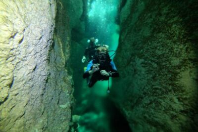 Try dive in beautiful Casa cenote for 2 people - Your private instructor and the safety briefing that keeps it calm