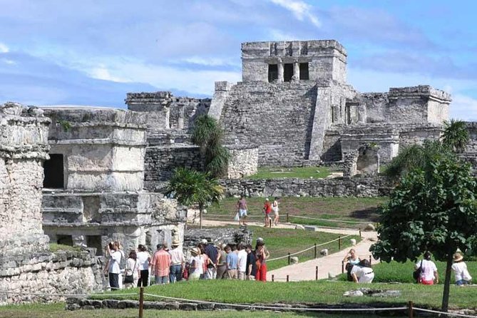 Tulum, Cenote, Coba Ruins & Fifth Avenue! From Playa del Carmen - Playa del Carmen and Quinta Avenida: shopping time with an important limit