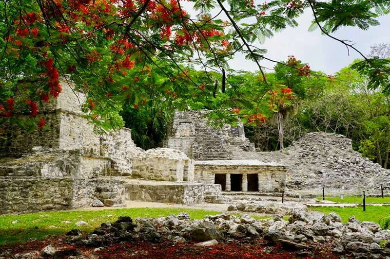 Tulum: Sian Ka'an Lagoons and Cenote Escondido Tour - Floating the canal with a life jacket