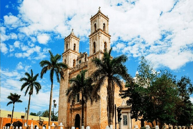 Yucatan Cenotes Tour: Suytun + 3 Cenotes + Valladolid + Food + Transportation - Valladolid: Colonial Streets for About 30 Minutes